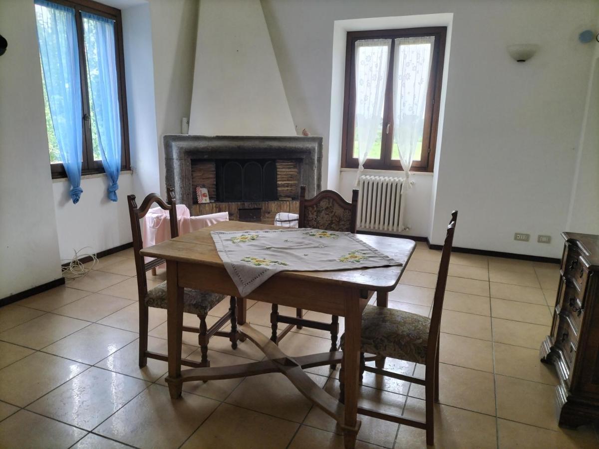 Rod Ranch Livestock - Appartamento Con Camino E Vista Piscina Campagnano Di Roma Ngoại thất bức ảnh